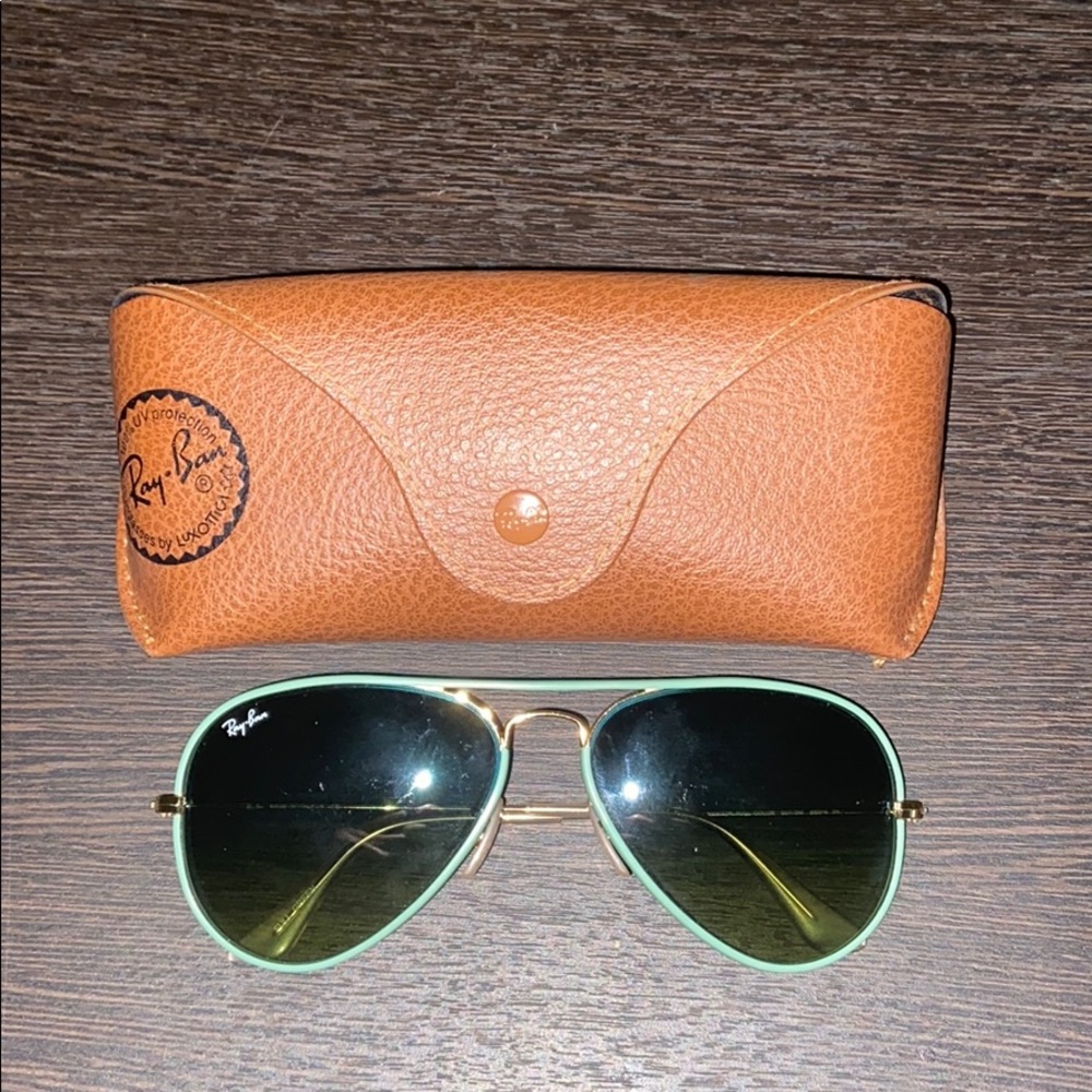 Green Gold Ray Ban Aviator Sunglasses